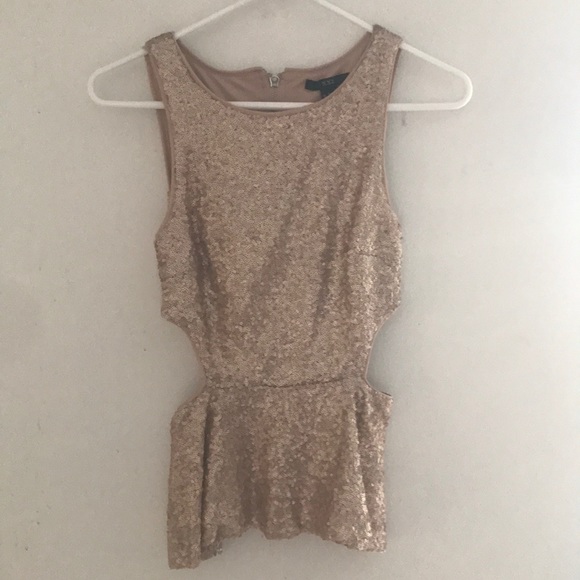 Forever 21 Tops - FOREVER 21 SHIRT WITH CUTOUTS